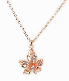 Rose Gold Crystal Maple Leaf Short Necklace
