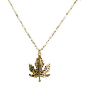 Gold Maple Leaf Short Necklace