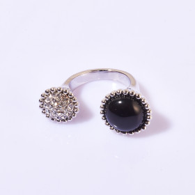 Semi-precious Round Stone Ring