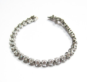 Fine bezel setting AAA Clear CZ tennis bracelets with security lock